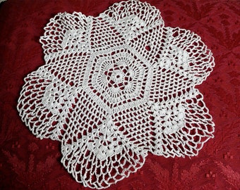 Antique Lace Doily - Antique Table Linens - Round Doily - Crocheted Lace - Vintage Doily - Cotton Lace Doily - Scrapbooking - Hand Made