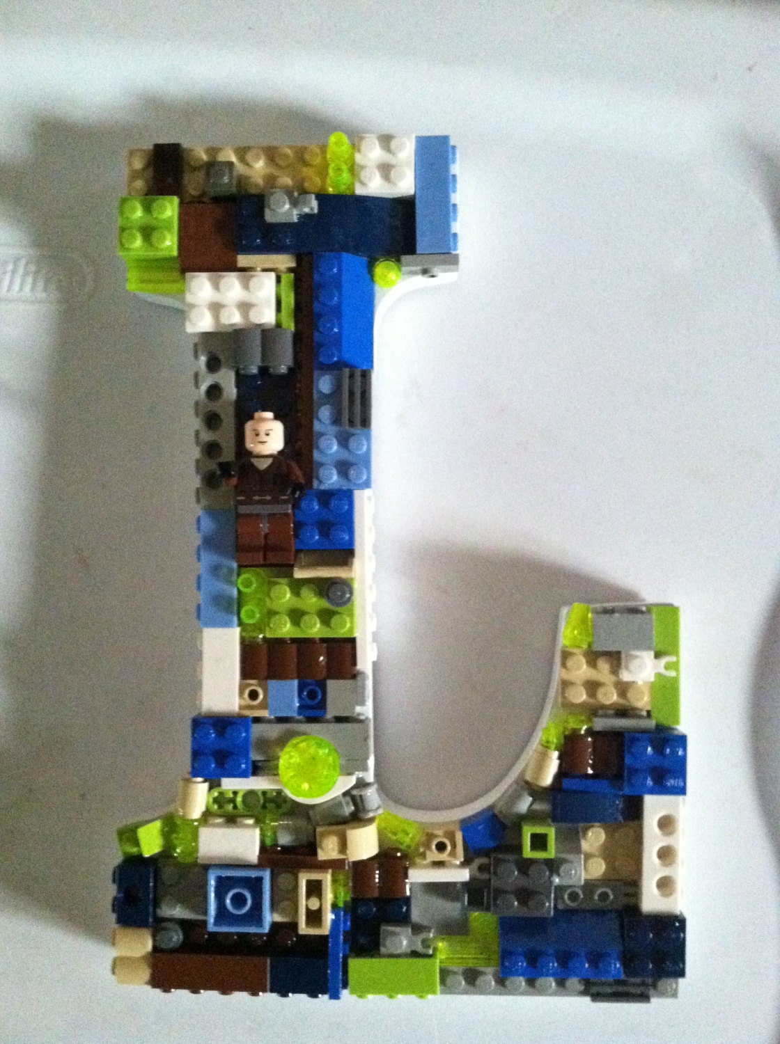 Custom wall letter L toy bricks