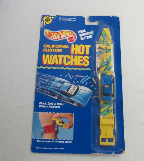 i want to watch hot wheels