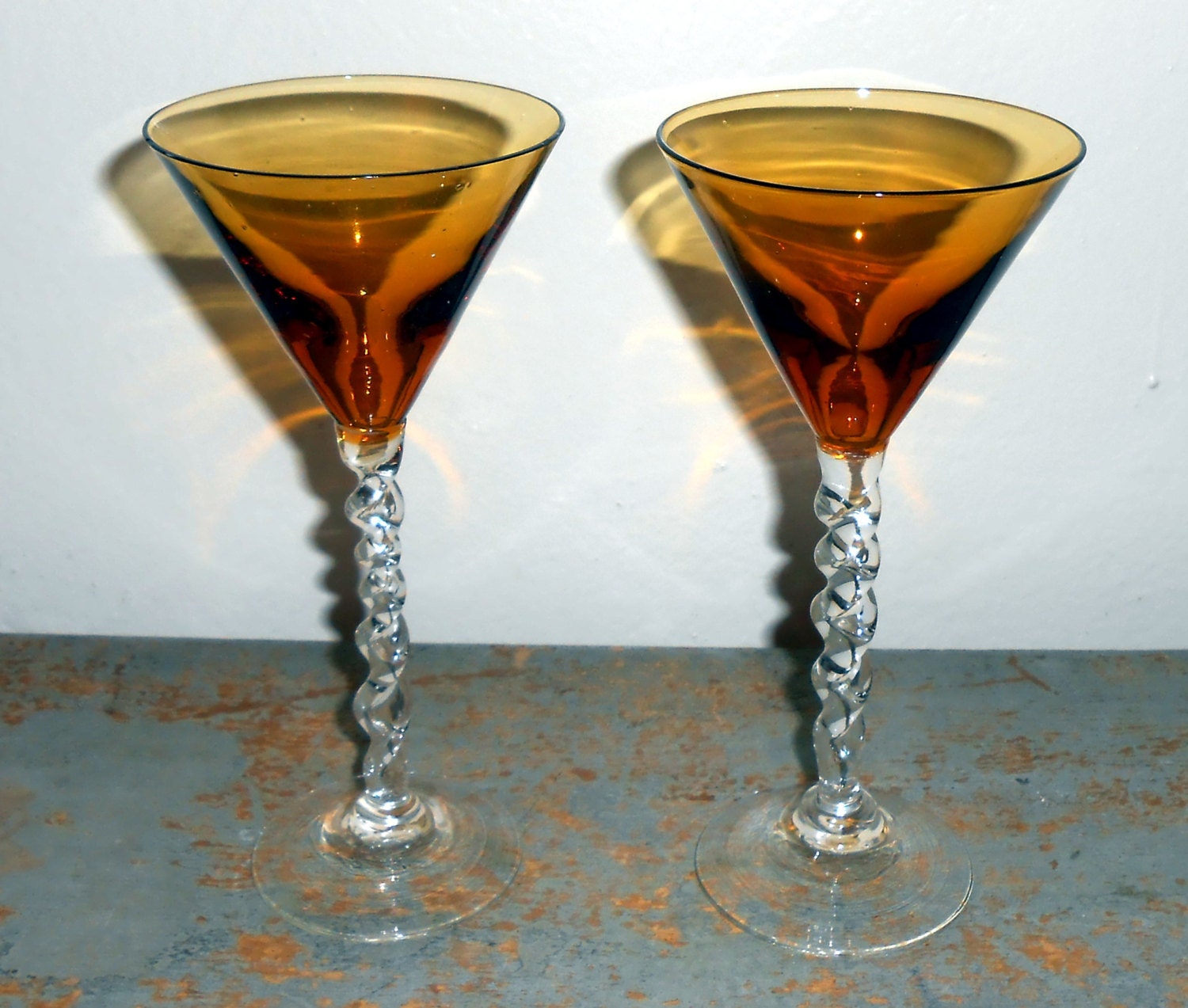 amber plastic wine glasses