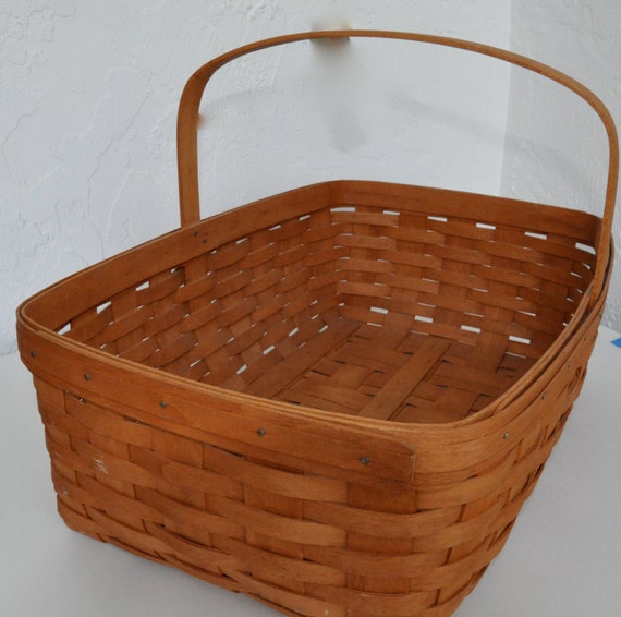 Items similar to Longaberger Basket on Etsy