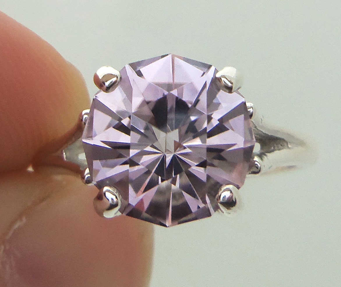 3.65 Carat Rose de France Amethyst Gemstone Ring Size 8