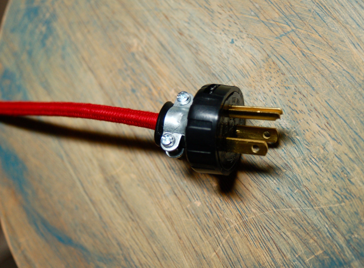 3 Prong Electrical Plug w/ Cord Clamp Industrial Rewire