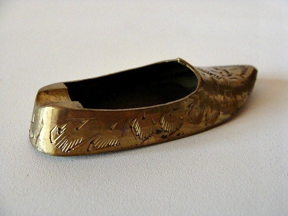 Vintage Ashtray Small Brass Slipper India by BibbiLousBounty