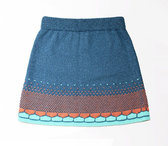 Knitted melon pattern blue short A-line skirt // Hand machine knit // For her