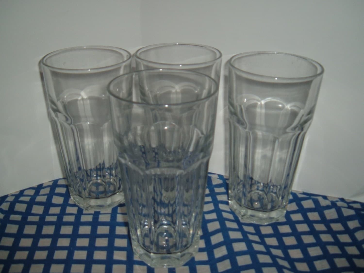 Retro milkshake glasses Vintage glasses Milkshake glasses