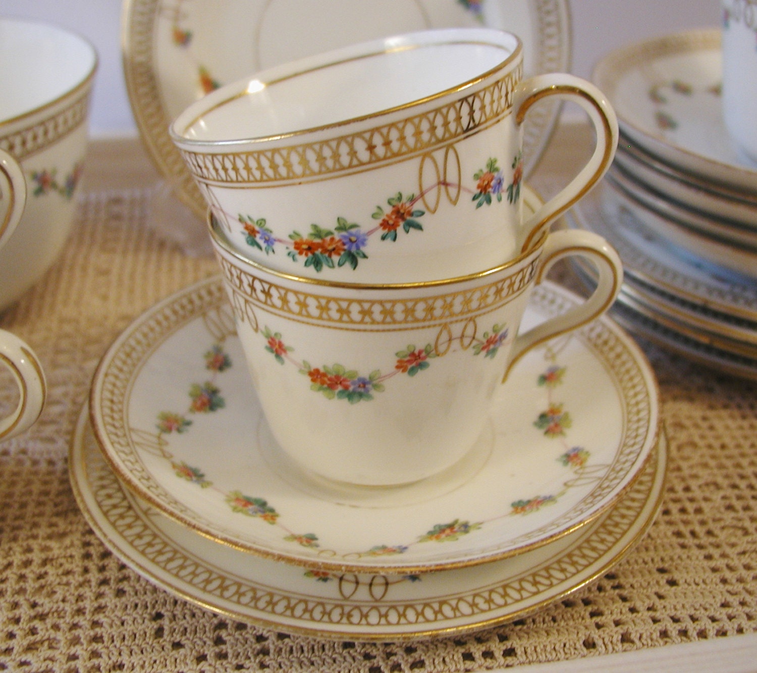 1905-1925 Antique Aynsley Tea Cup and Saucer. Vintage floral tea cups ...