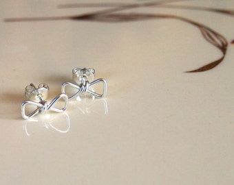 Sweet Bows - Tiny Earstuds - Dr Who - Bow ties