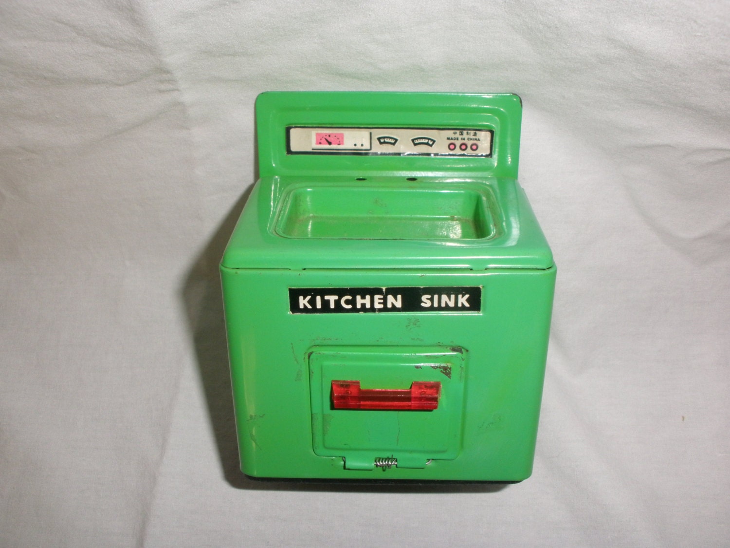 Vintage Tin Kitchen Sink Toy by aRetroFit on Etsy