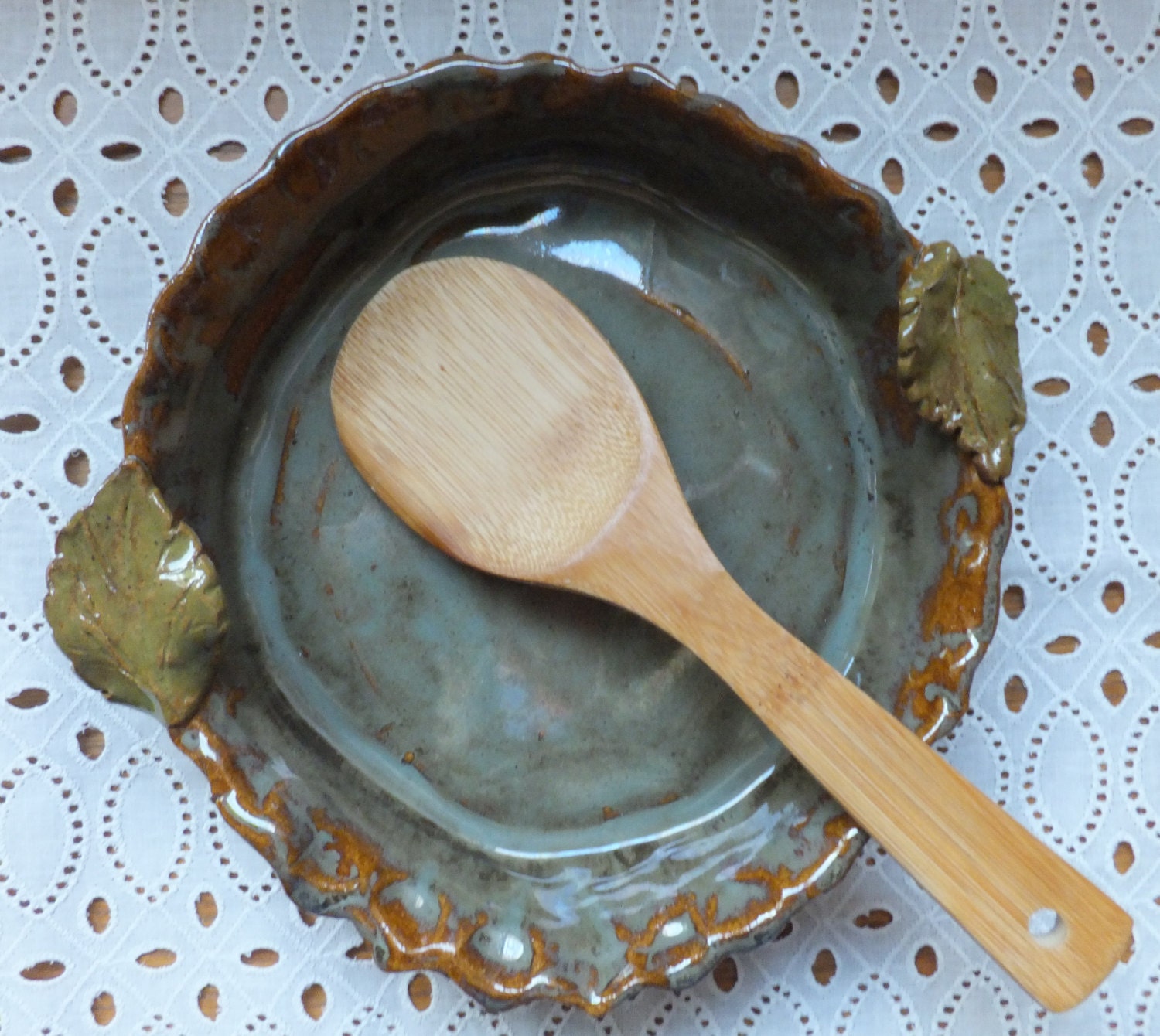 Stoneware Cake Pan Ceramic Quiche Pan Hand by WildCrowFarmPottery