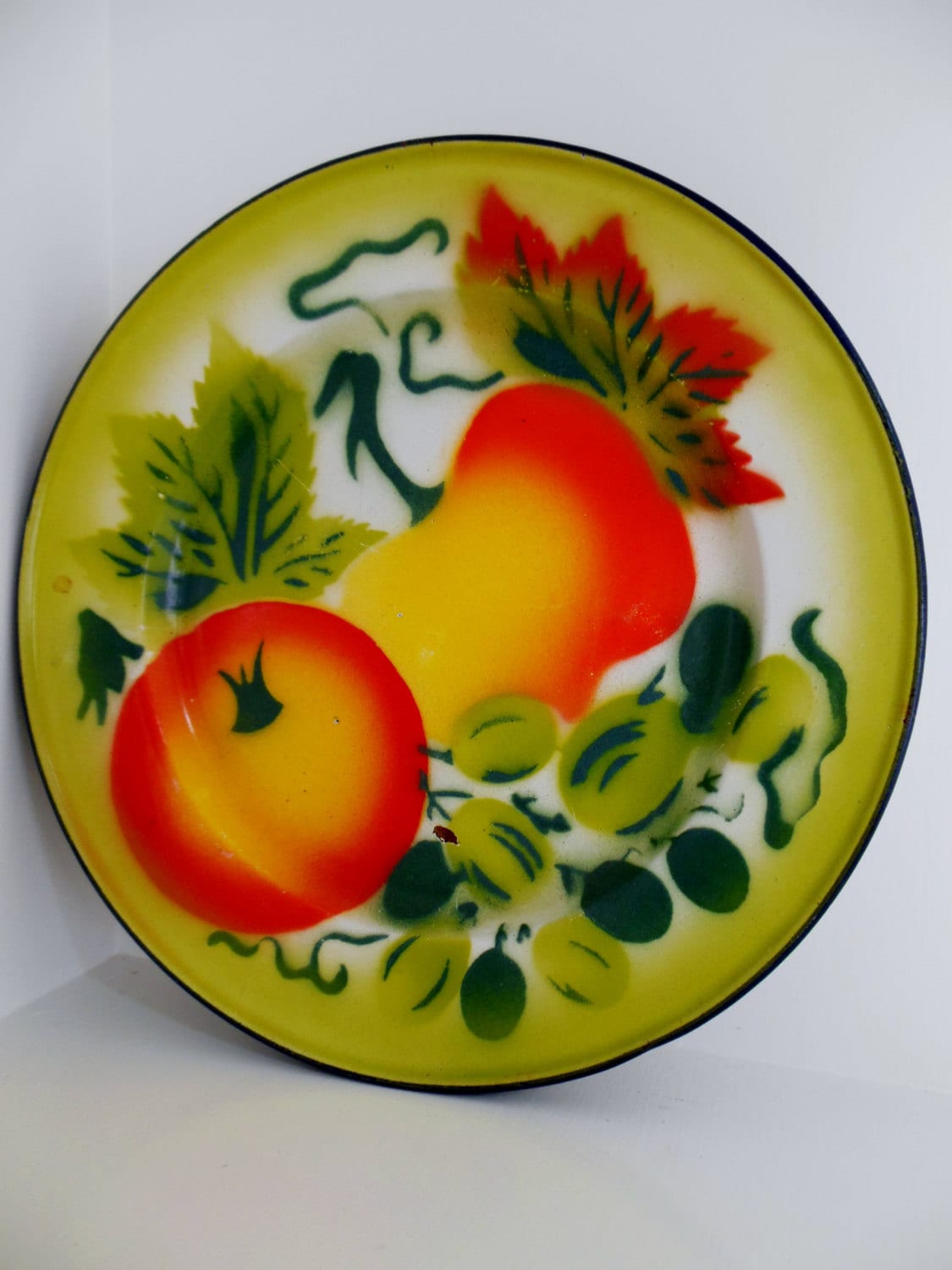 Enamelware Plates Fruit Motif