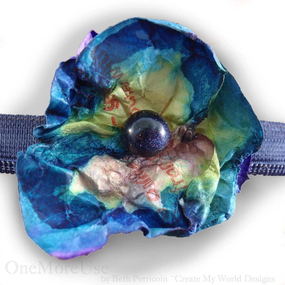 Tutorial Upcycle Tyvek Mailing Envelopes into Recycled Flower