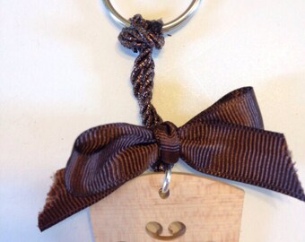 Unique violin bridge key chain