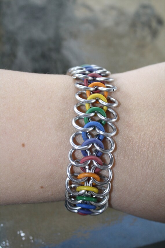 Items similar to Stretchy chainmaille & rubber bracelet on Etsy