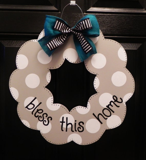 Items similar to Wooden Wreath Door Hanger on Etsy