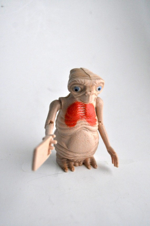 1982 ET Toy Extra Terrestrial Plastic Neck Extending doll