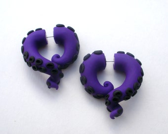 Ursula Tentacle Earring Fake Gauge -Piercing - Monster- Kraken- Cthulhu - Purple - Black