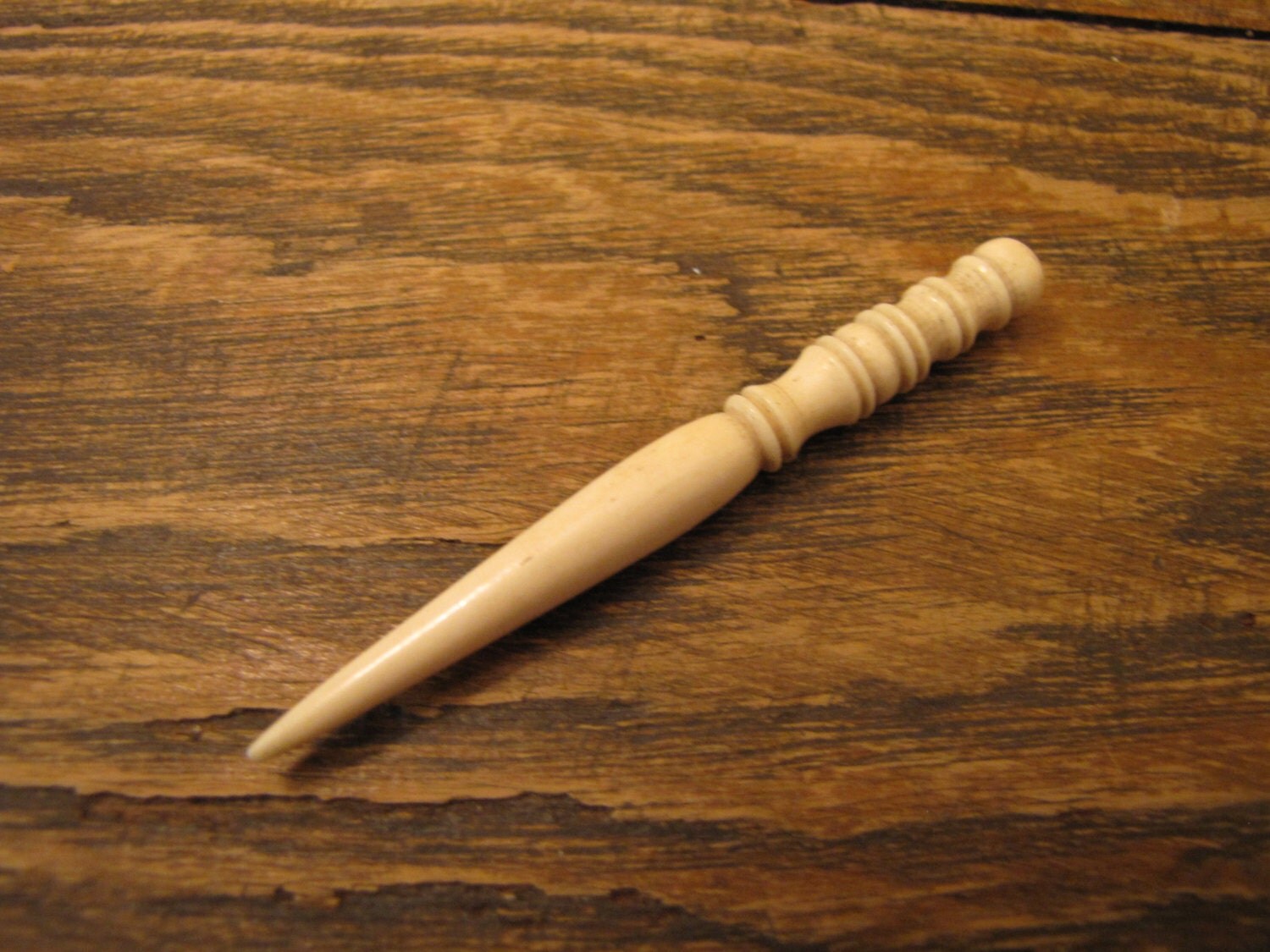Victorian Finely Hand Turned Sewing Stiletto for by Kitterina