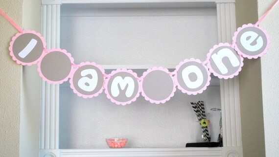 I AM ONE Banner, Age Banner, handmade banner, pink and gray bannner or choose your colors, basic birthday banner, A583 Il_570xn