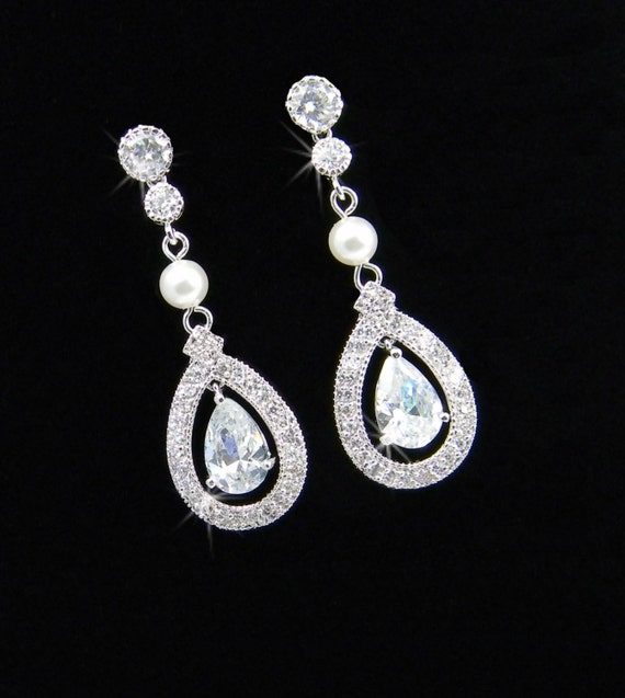 Vintage style Pearl Crystal Bridal Earrings, Swarovski Crystal wedding