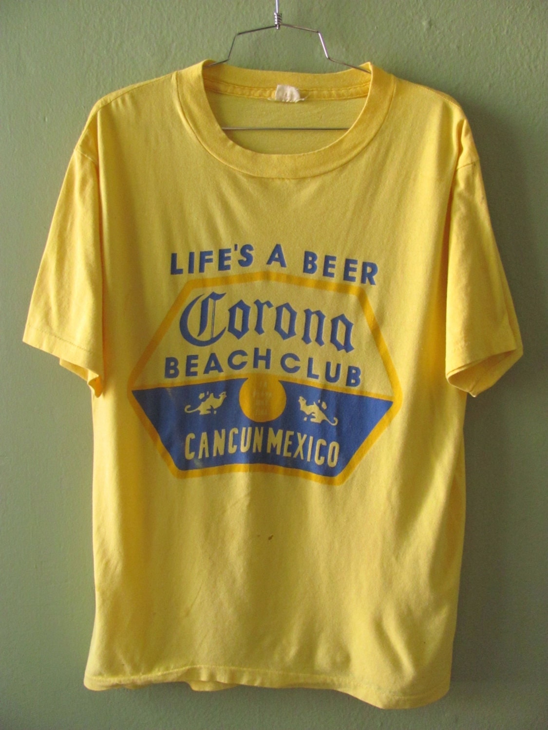 Vintage Corona Shirt : Vintage Corona Cancun Mexico Beer T-shirt Souvenir Cancun