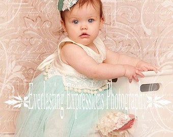Baby girl hat, first birthday hat, flower girl, Teardrop Hat, Tea Party hat, Photo prop, girls hats