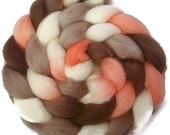Handpainted BFL Wool Roving - 4 oz. RETRO GIRL - Spinning Fiber