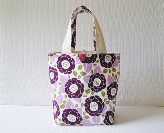 Medium Gift Bag Bloom in Lilac by fivetosix on Etsy