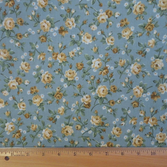 Blue Floral Quilting Fabric Chintz 1/2 yard