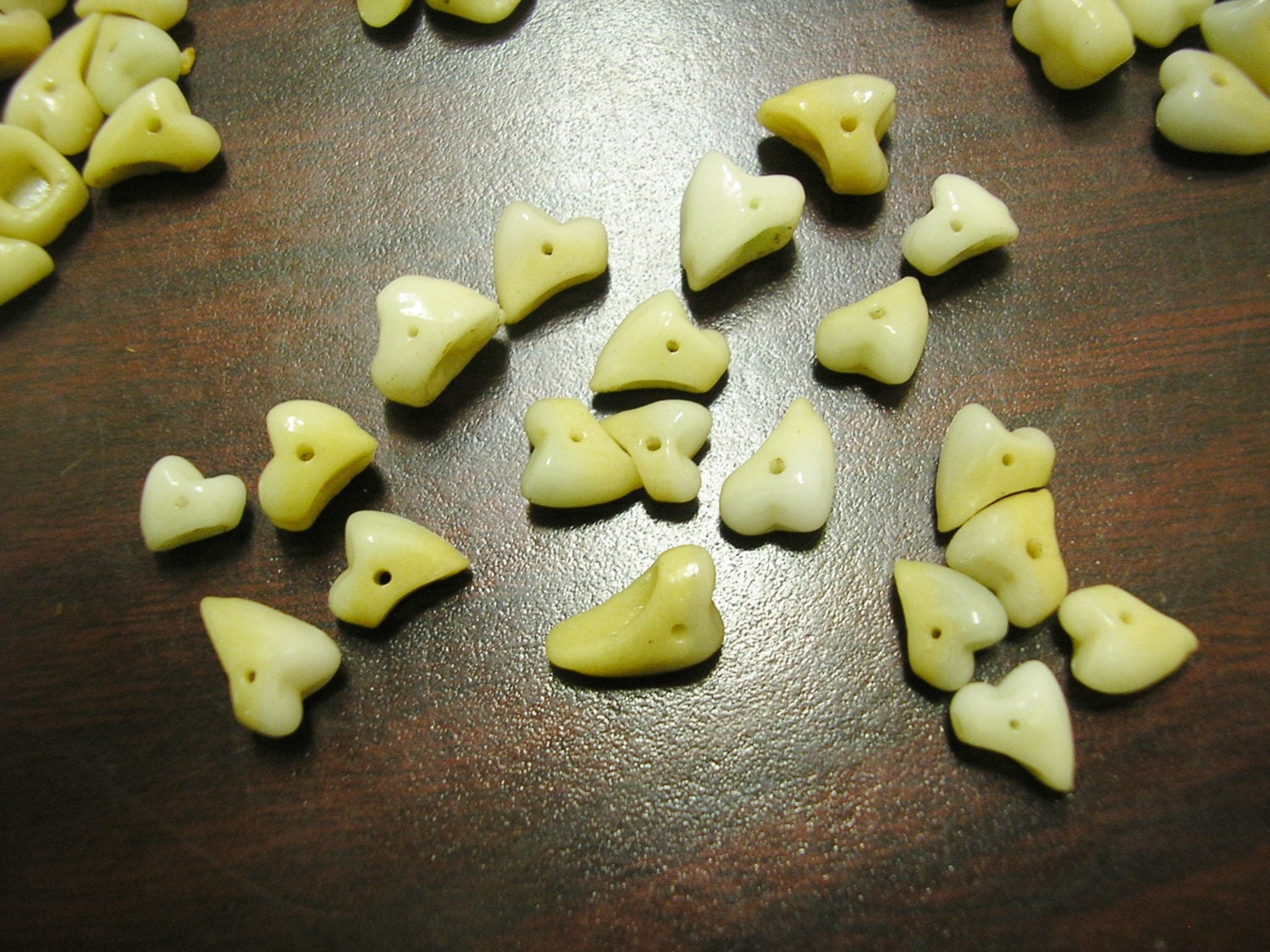 TOOTH BEADS realistic Human Teeth Antique Glass 20 Loose