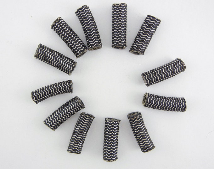 12 Woven Over Acrylic Tube Beads Chevron Design Black and Silver