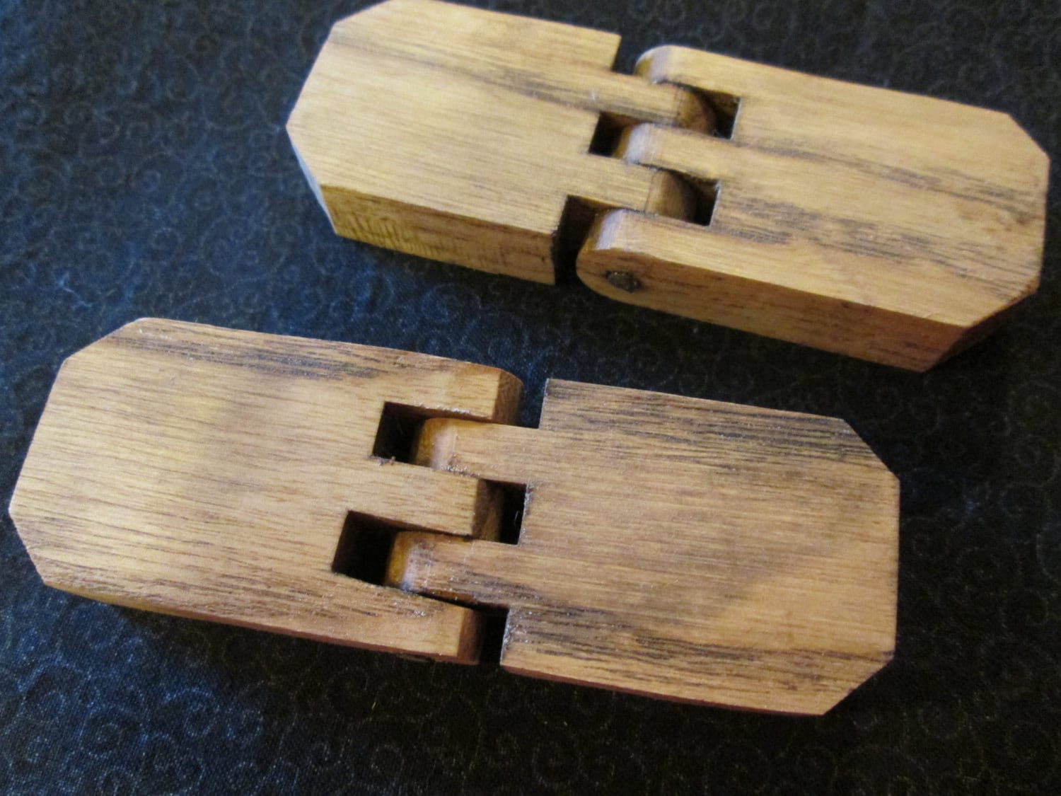 sHIPS fREE Set of 2 Handcrafted Wooden Hinges Ash with