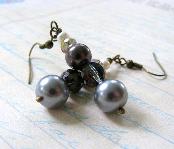 Beaded Dangle Earrings Black Slate Gray Pearl by meiguidesigns