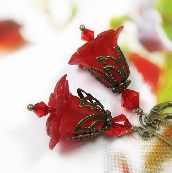 Christmas Crimson Flower Earrings Vintage Style by jewelrybyNaLa