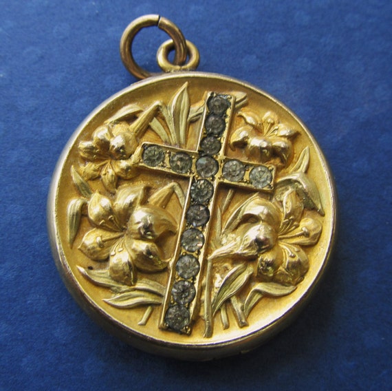 Antique Gold Filled Religious Picture Locket Art Nouveau