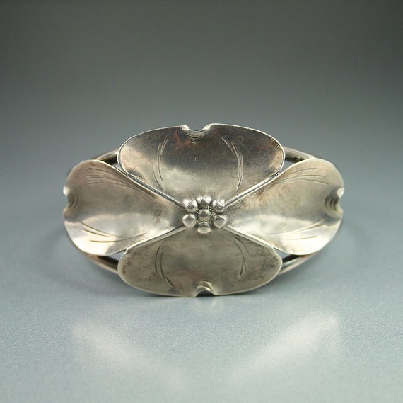 Vintage Stuart Nye Sterling Dogwood Flower Cuff Bracelet