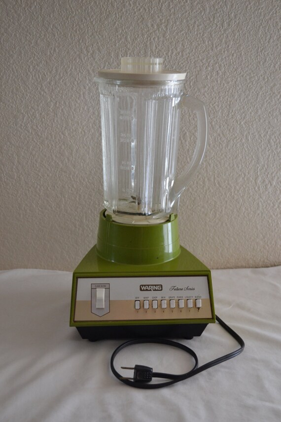 Vintage 1970's Waring Futura Series blender in
