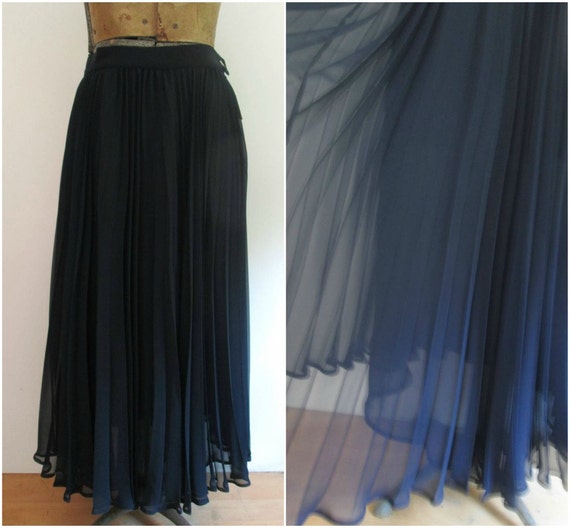Chiffon Pleated Skirt Midi Maxi Navy Blue by rileybellavintage