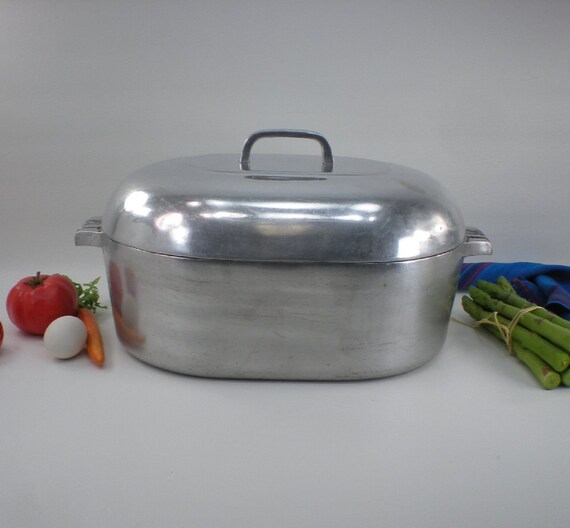 Wagner Ware Magnalite 12 Quart Oval Turkey Roaster 4267M
