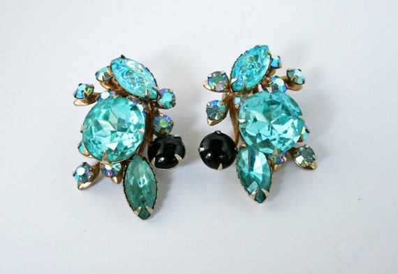 Vintage 1950s Aqua Blue Rhinestone Earrings Beau Jewels