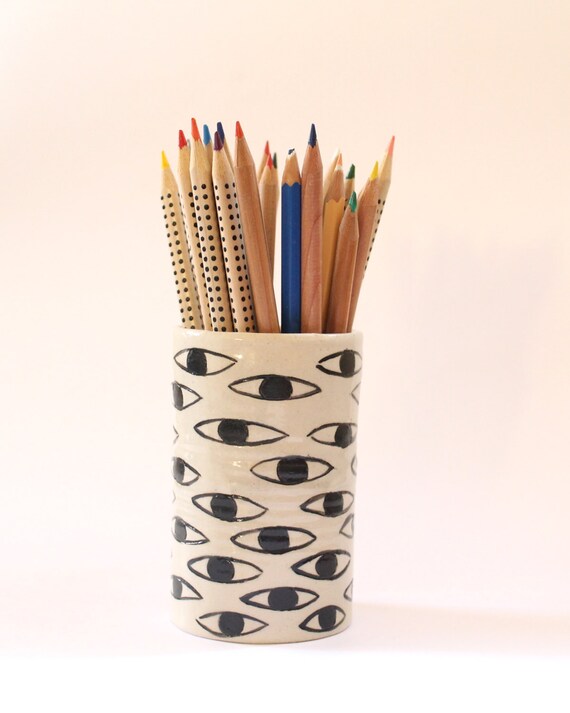 Eye ceramic pencil holder