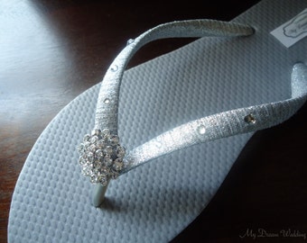 Silver Flip Flops. wedding flip flops, wedding flats, Bridal flip flops, Swarovski Crystals. Wedding gray flip flops. Bridal Party mdw-0004