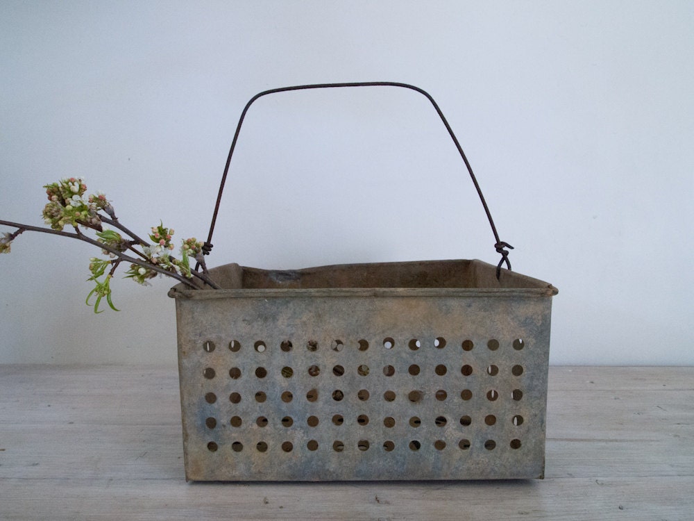 vintage metal grape dip tin