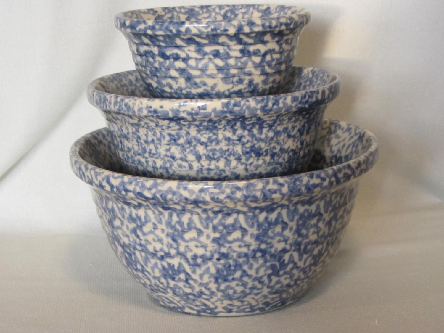 Gerald Henn Sponge Ware Bowls