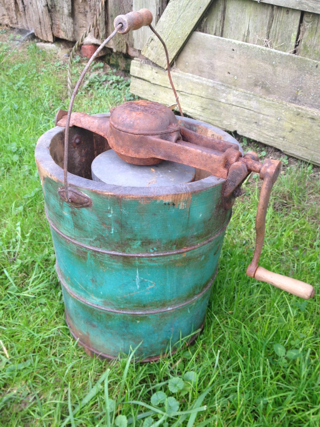 Antique/Vintage Ice Cream Maker