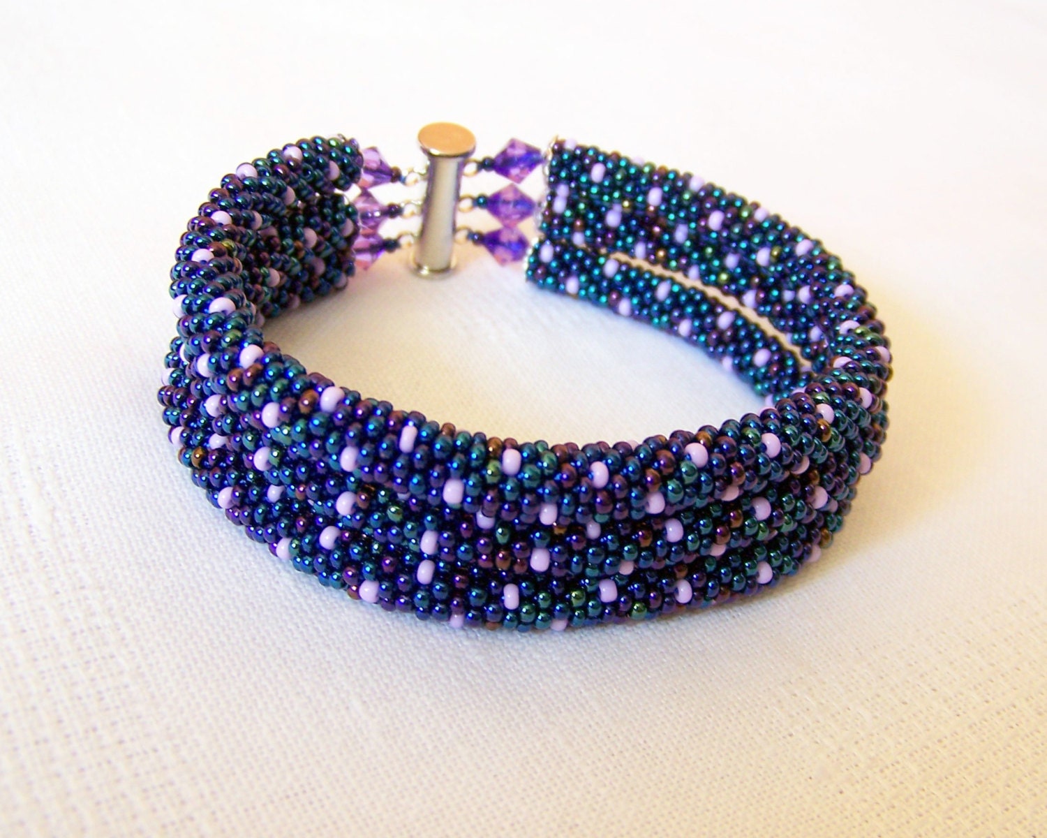 Beadwork 3 Strand Bead Crochet Rope Bracelet in irridescent