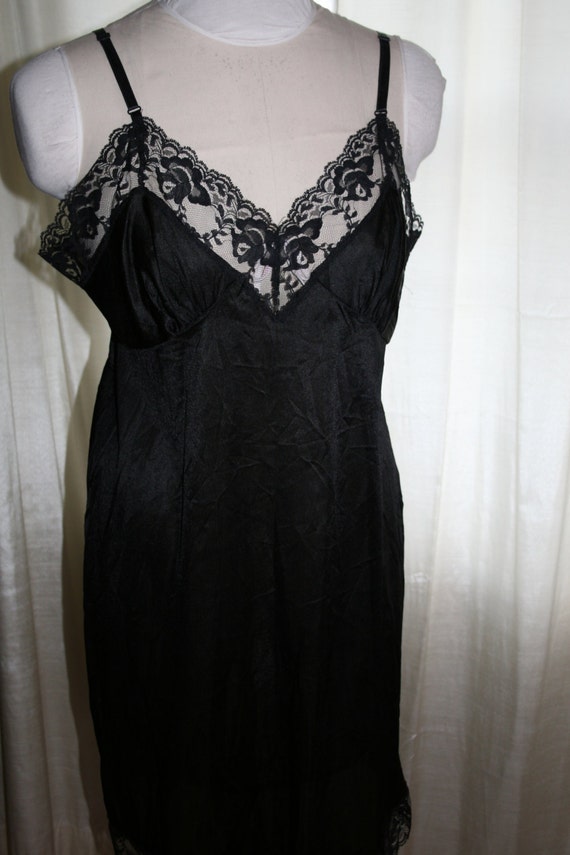 Vintage Black Lace Slip/ Black PLus Size by Vintage1ofaKindFinds