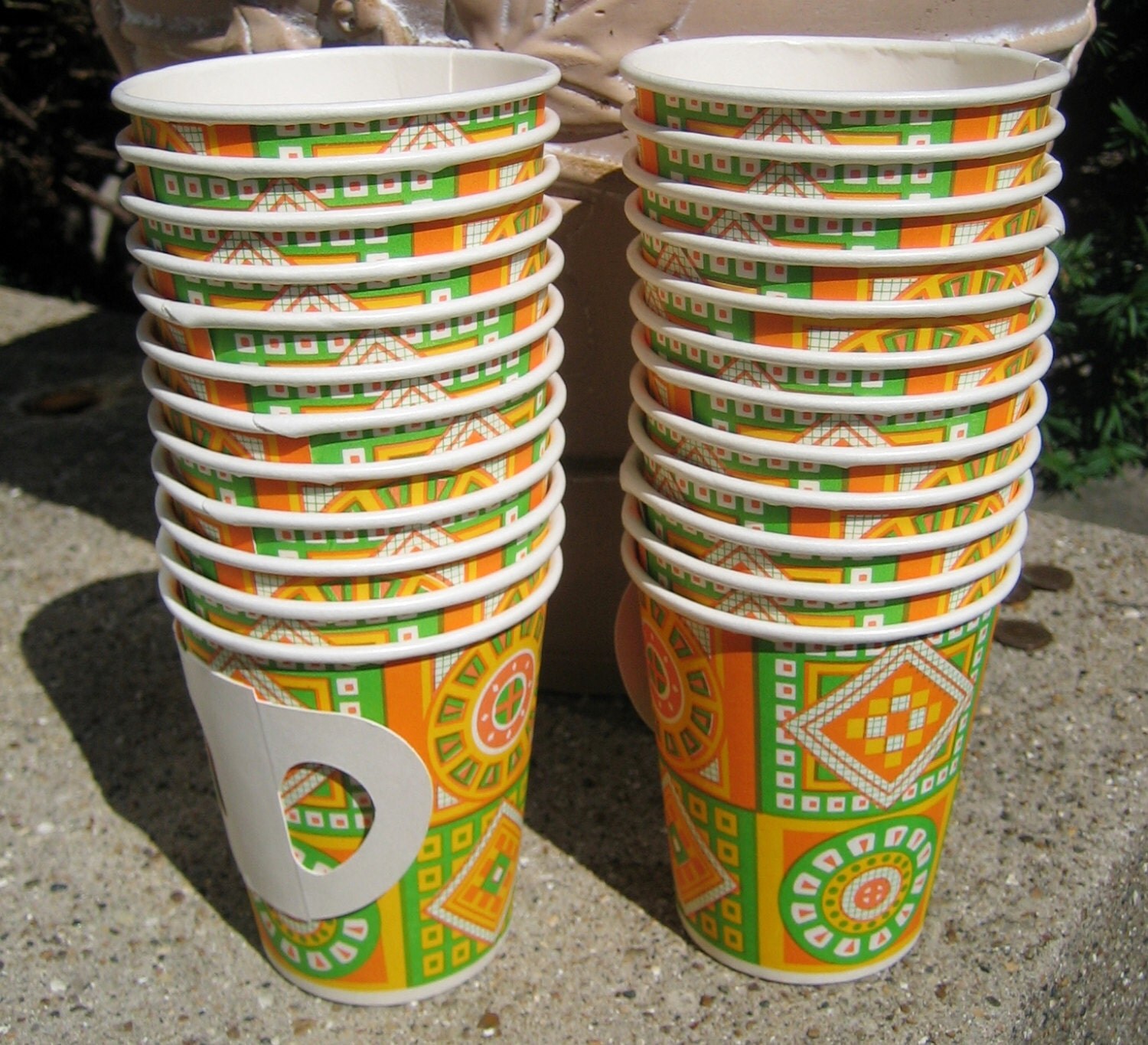 Download 24 Vintage Paper Cups WITH Handles Patchwork Design NEON