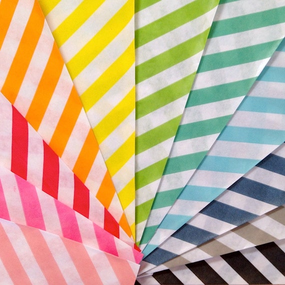 25 Diagonal Stripe Paper Treat Bags - Candy Bags - Party Supplies Il_570xn