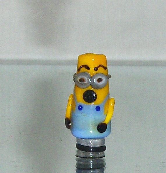 Items similar to Surprised Minion. Art glass drip tip by Teena on Etsy